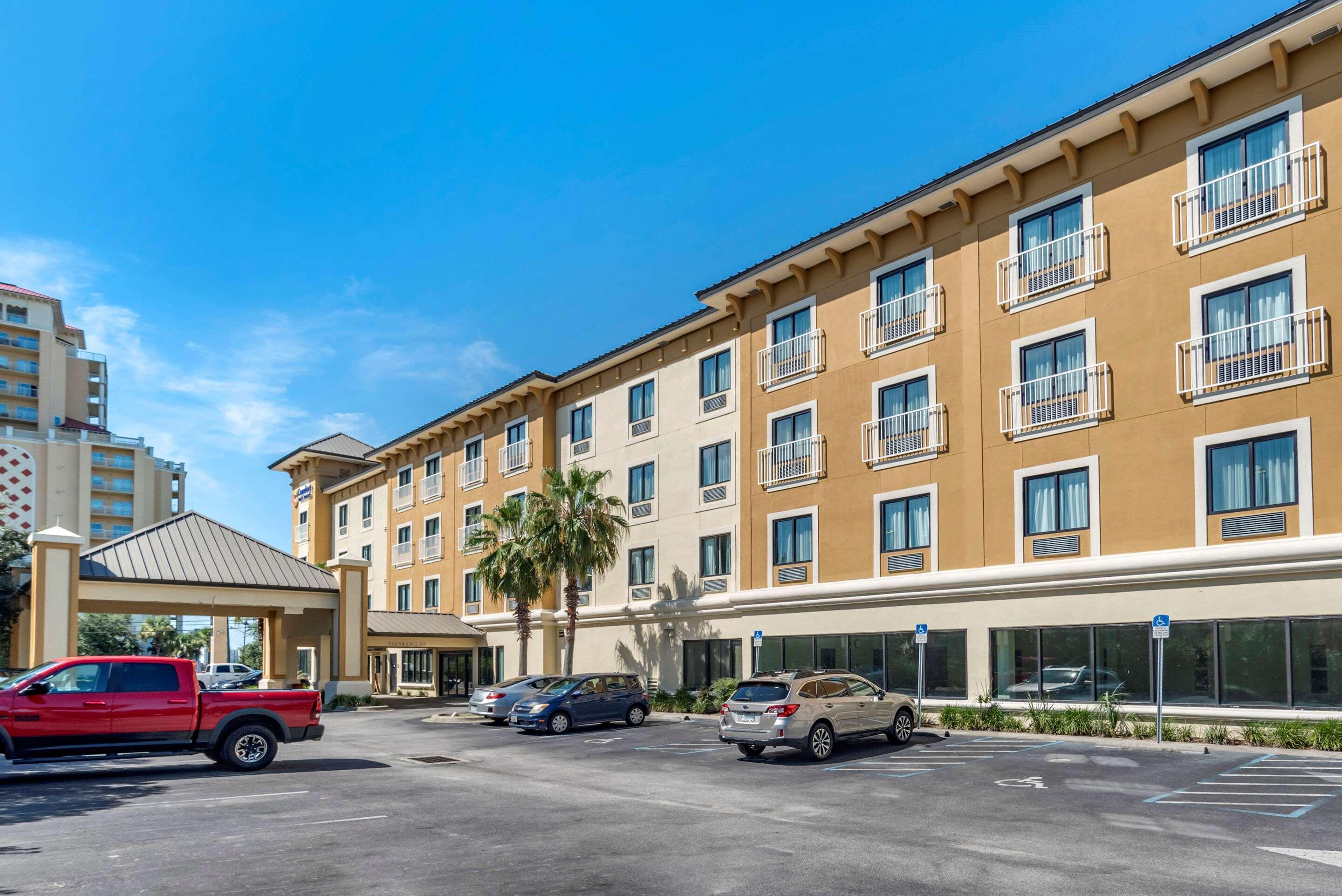 Comfort Inn & Suites Fort Walton Beach Bagian luar foto